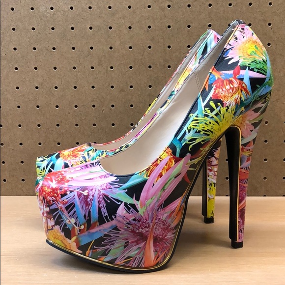 Liliana Shoes - Liliana Platform Style High Heels sz 10